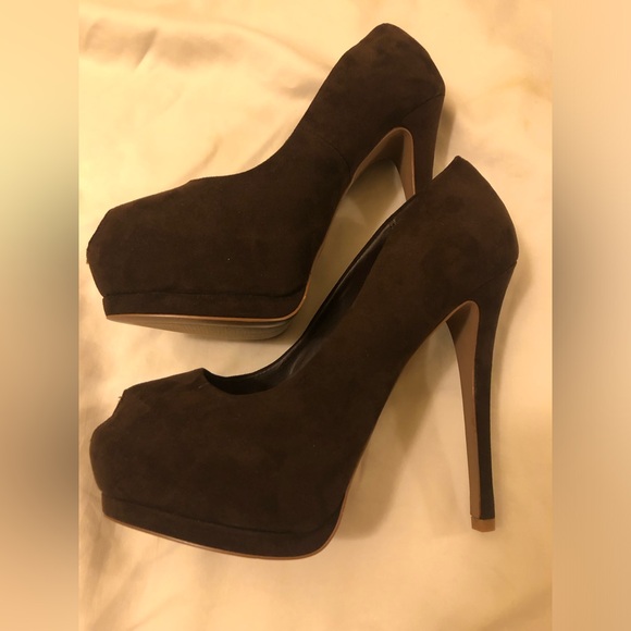 QUPID FAUX SUEDE PEEP TOE HIGH HEEL PUMPS 8.5 - Picture 9 of 9